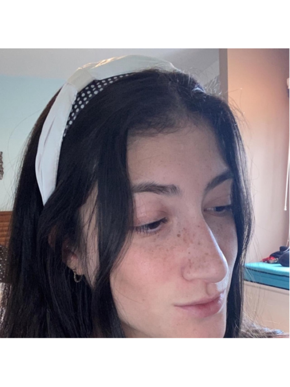 White headband with black and white polka dot pattern details 🖤🤍
